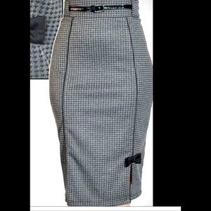 Pencil skirt. Pin up girl